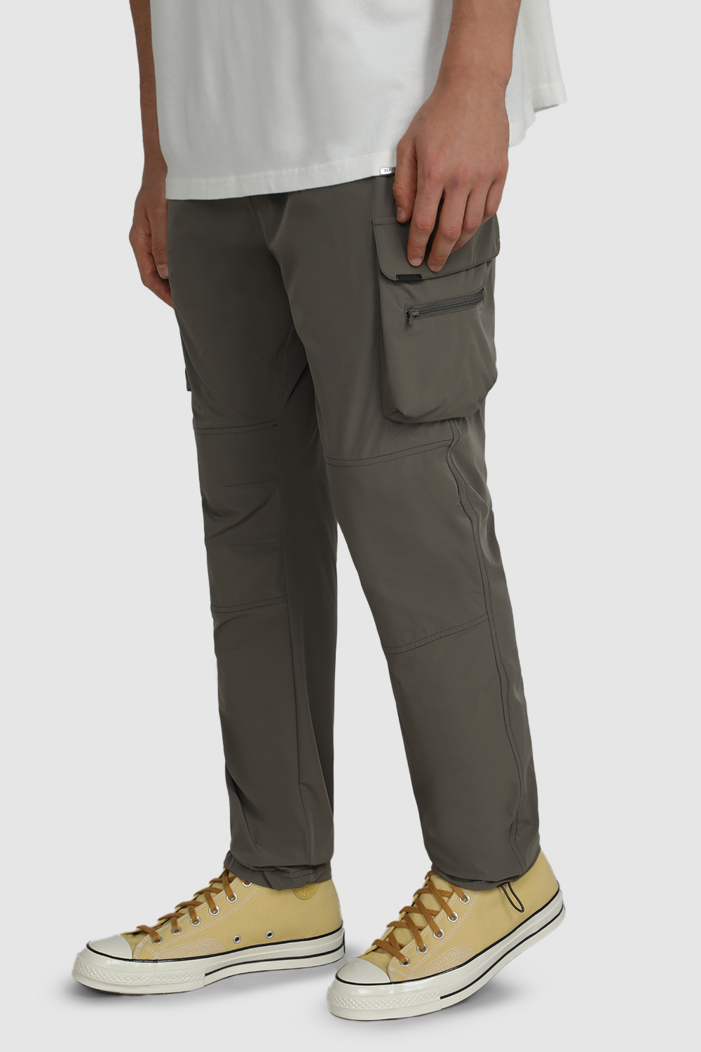 תמונת כל הלוק של נעלי סניקרס צ`אק 70